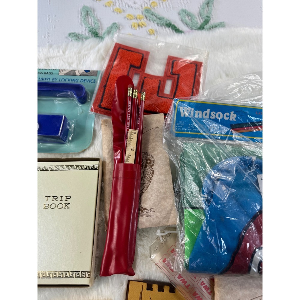Vintage Owl Trip Book Address Telephone Memo‎ Pad Pencils Wind Sock Set Lot - Picture 4 of 13